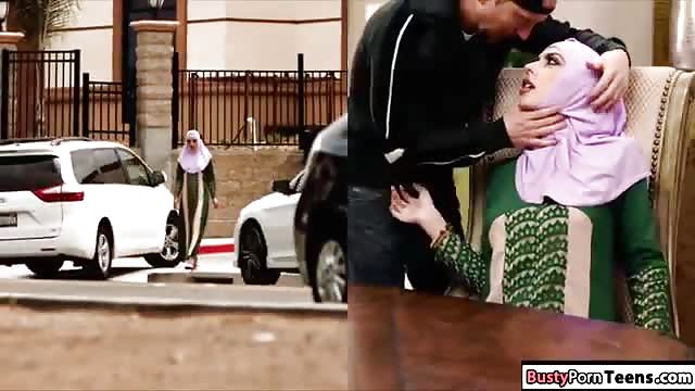 Arab Babe Sucks On Dick And Gets Fucked Porndroids