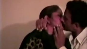 Pakistani girlfriend getting fucked - PORNDROIDS.COM