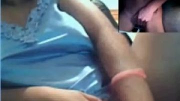 Una ragazza bulgara si masturba in webcam
