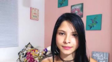 Honduran nubile on webcam