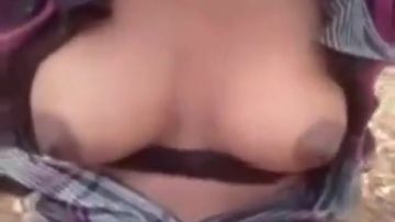 Indian babe amateur fucking herself on camera